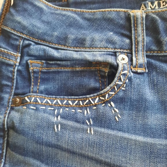 American Eagle Altered Hand Embroidered Shorts Sashiko, Boro, Patchwork,… - Picture 4 of 16